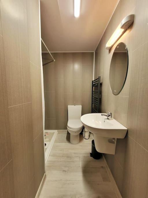 Caman Inn Κίλκενι Εξωτερικό φωτογραφία